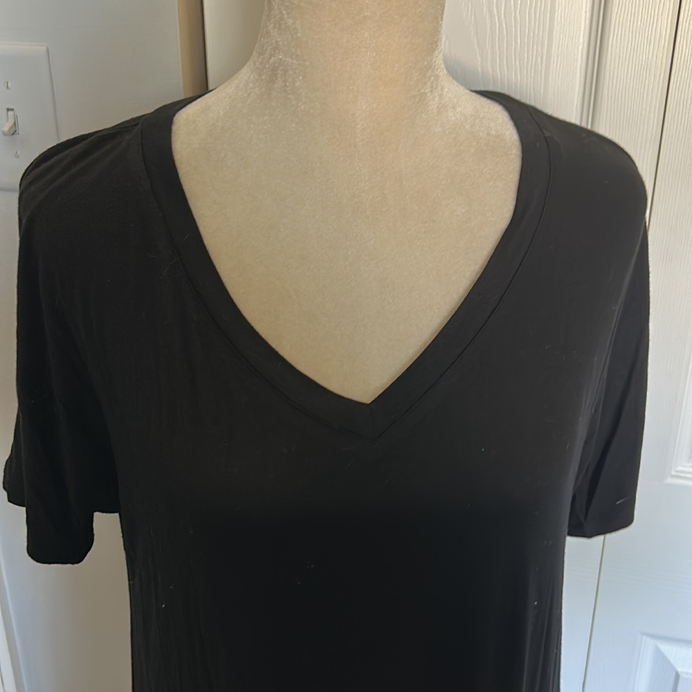 Black V-neck Maxi Dress - Picture 6 of 10